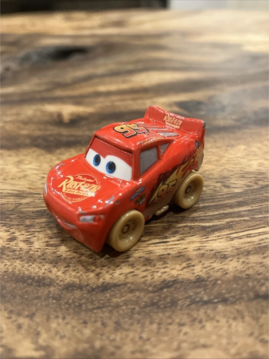 Disney Pixar Other - Disney Pixar Cars Muddy Lightning McQueen Mini Racers